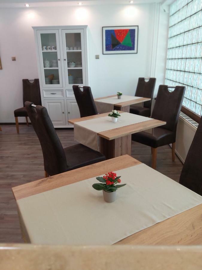 Horvath Fogado Panzio Hotel Szentendre Buitenkant foto