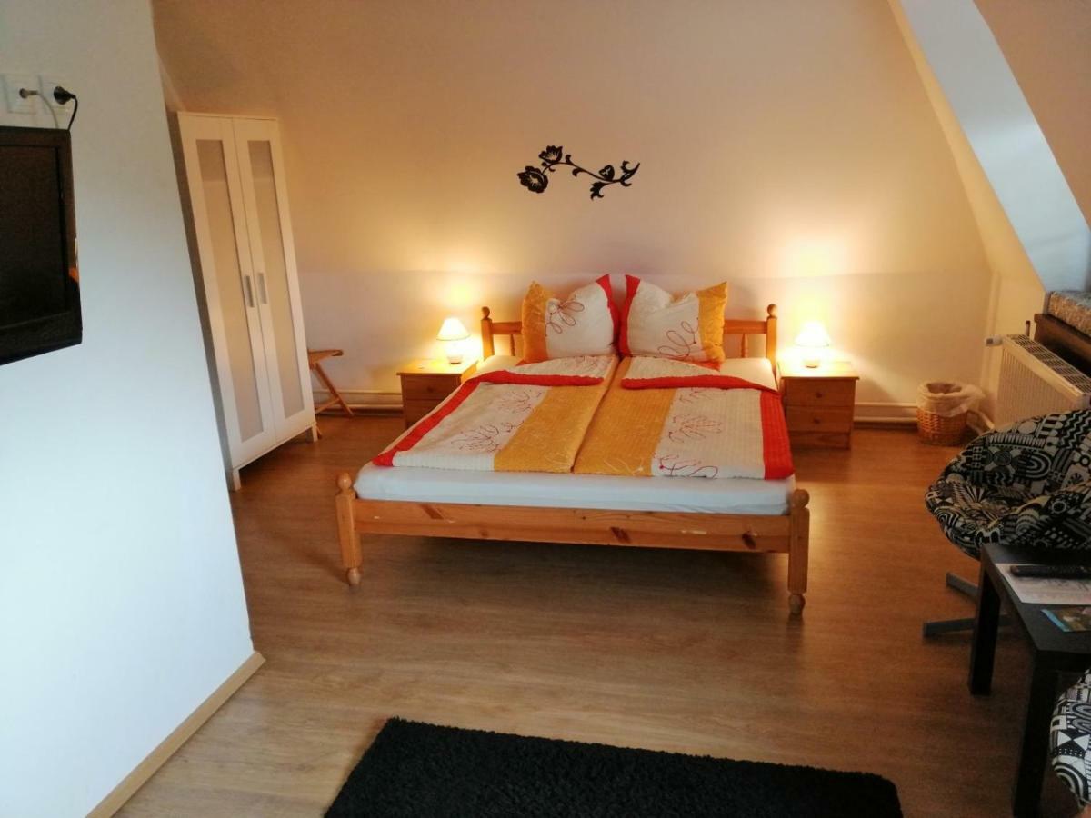 Horvath Fogado Panzio Hotel Szentendre Buitenkant foto