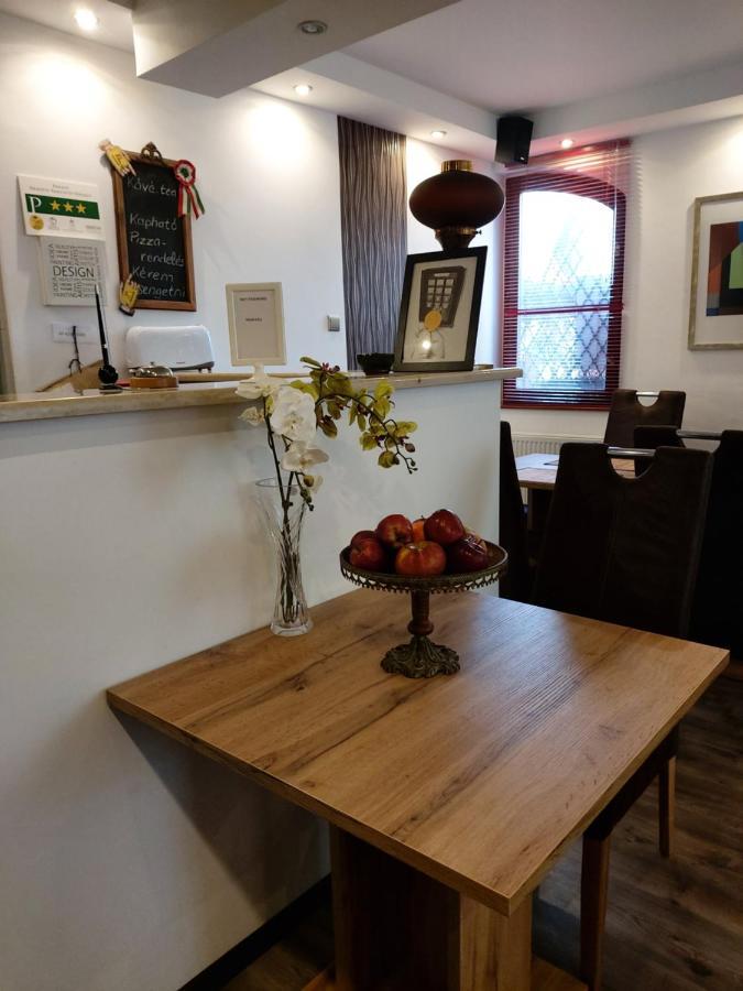 Horvath Fogado Panzio Hotel Szentendre Buitenkant foto